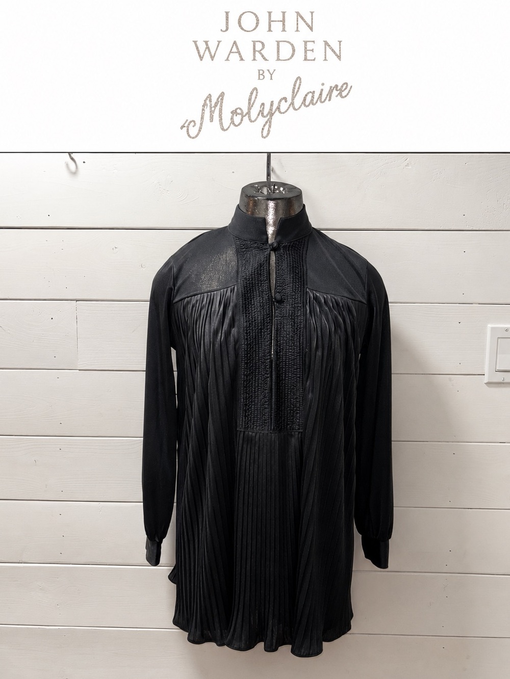 John Warden by Molyclaire Vintage Black Pleated Tunic Top Size S